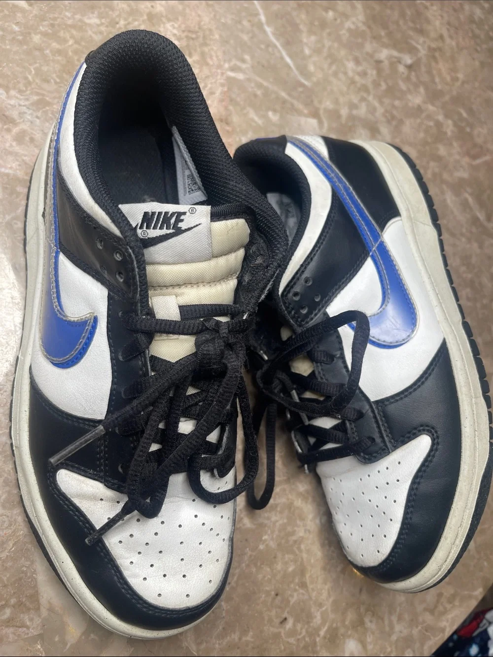 Nike low top